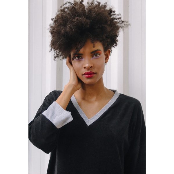 Blusa Vegana Plush Mescla - Nicole Bustamante Vegan Goods