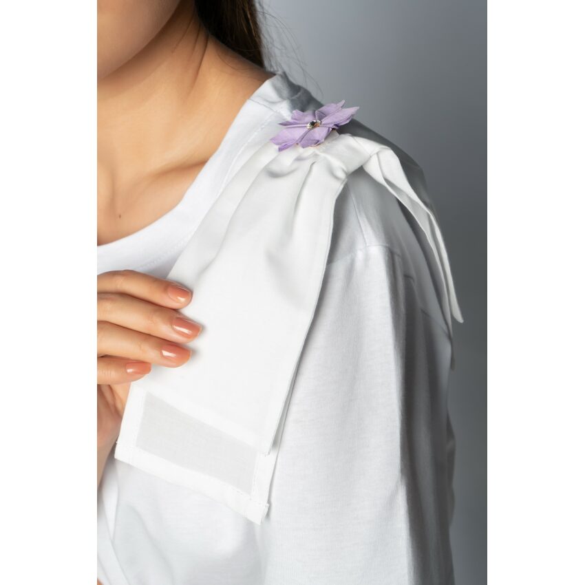 T-shirt Branca Laço Sakura - Toshie