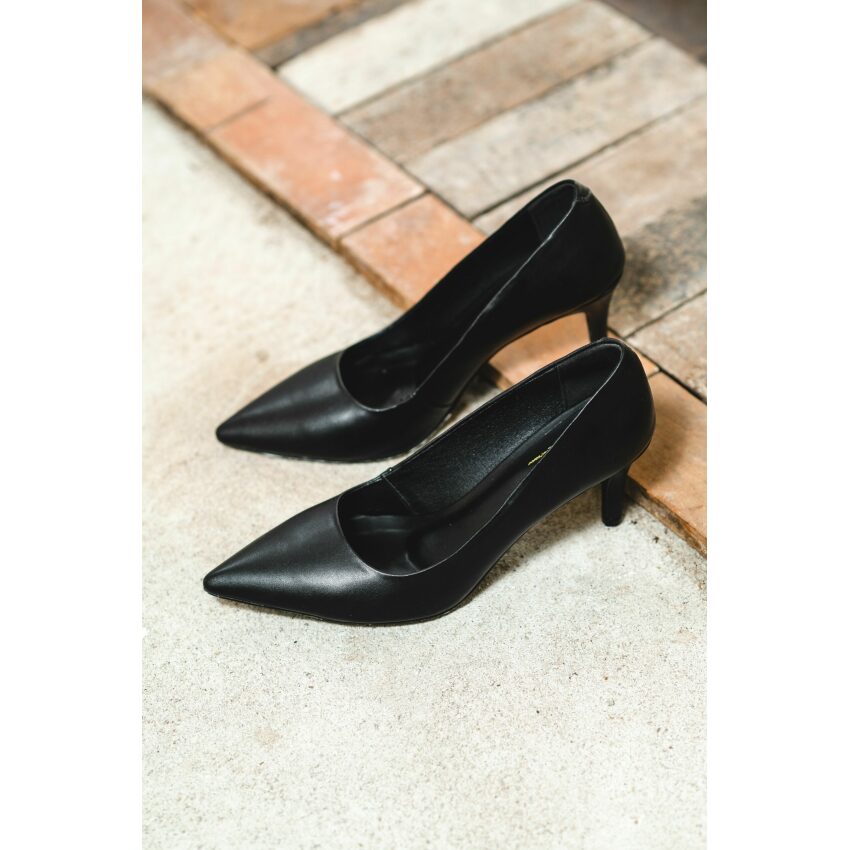 Scarpin Isis Preto - Paula Zurcan Sapatos Veganos
