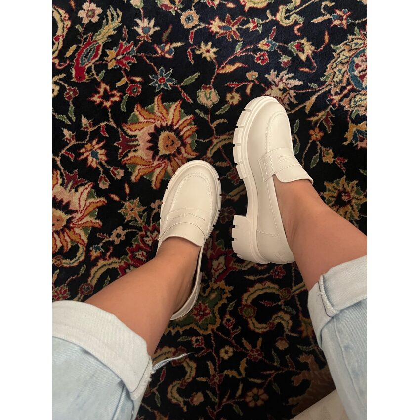Mocassim Antônia Off White - Paula Zurcan Sapatos Veganos